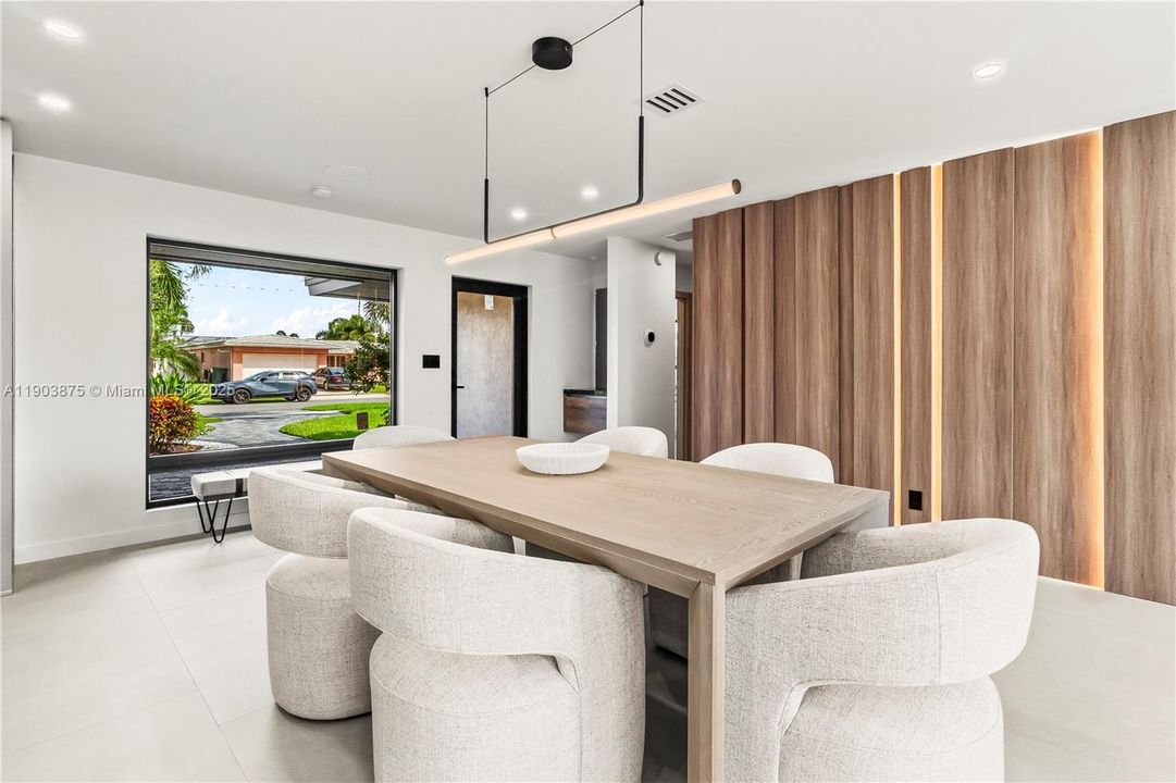 待售: $1,699,999 (4 贝兹, 4 浴室, 2759 平方英尺)