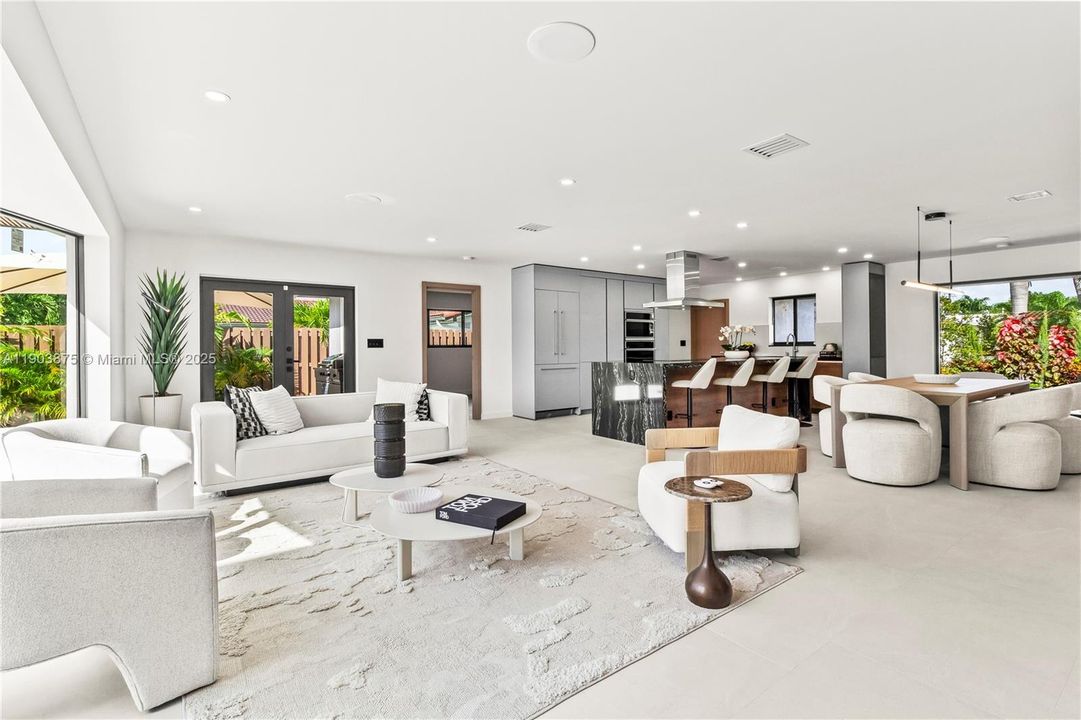 待售: $1,699,999 (4 贝兹, 4 浴室, 2759 平方英尺)