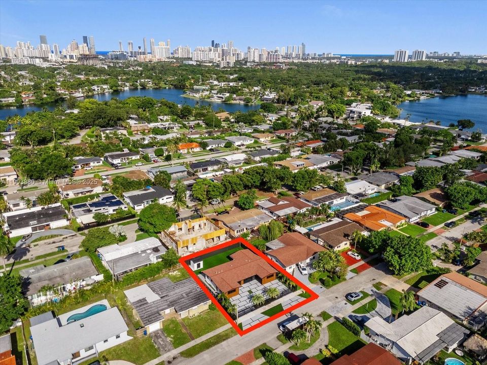 For Sale: $1,390,000 (5 beds, 3 baths, 1970 Square Feet)