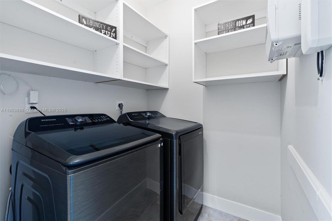 待售: $464,900 (3 贝兹, 2 浴室, 1986 平方英尺)