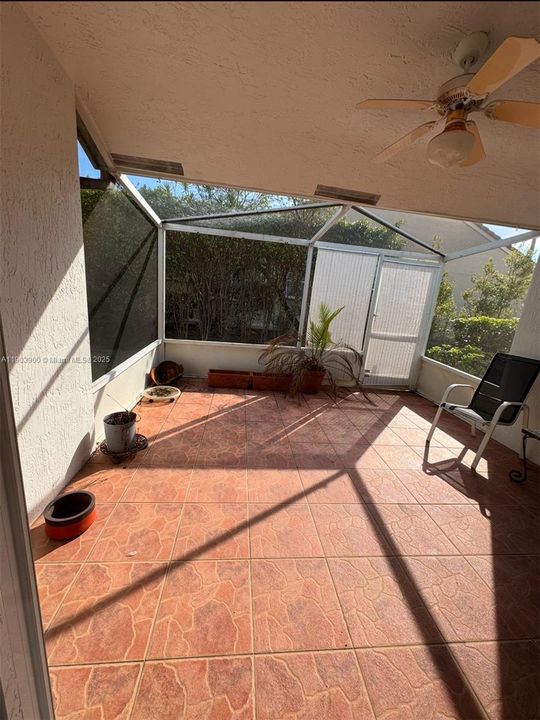 For Sale: $415,000 (3 beds, 2 baths, 1570 Square Feet)