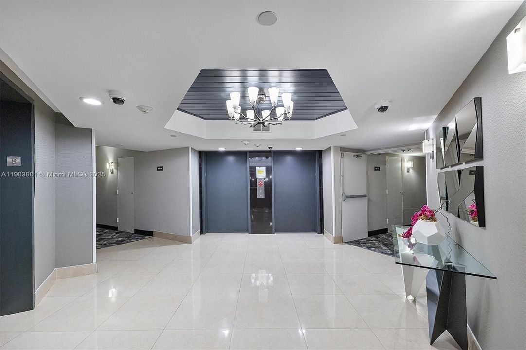 Recently Rented: $3,000 (2 beds, 2 baths, 1181 Square Feet)