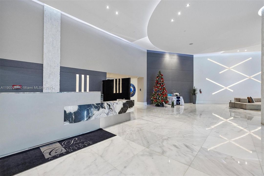 Recently Rented: $3,000 (2 beds, 2 baths, 1181 Square Feet)