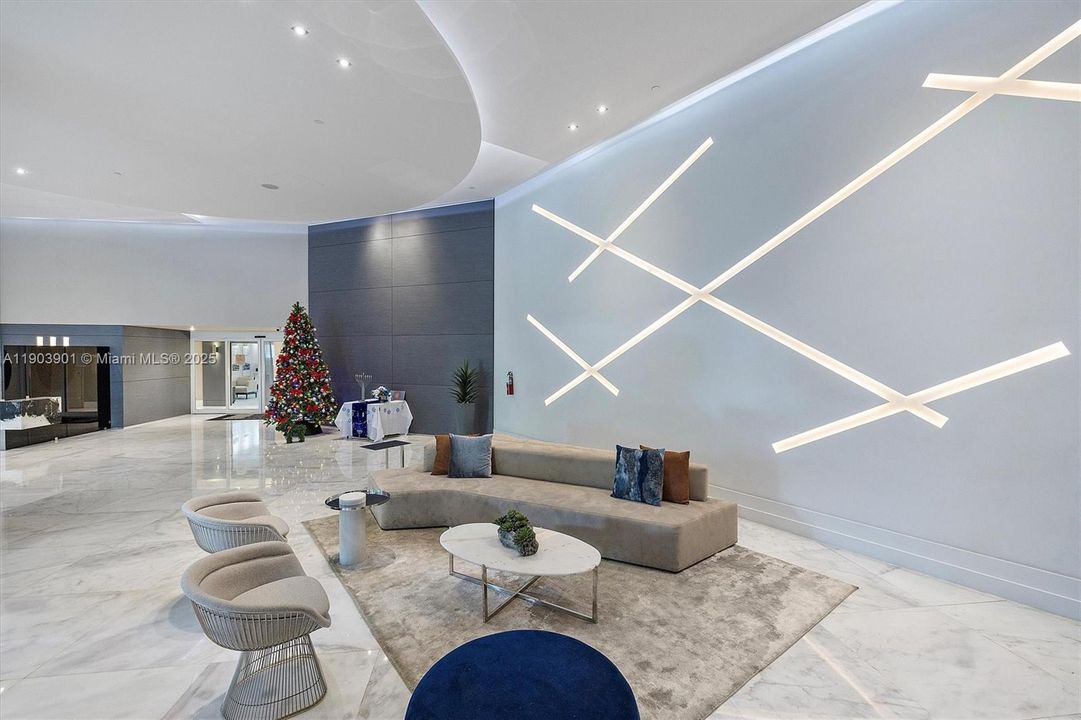 Recently Rented: $3,000 (2 beds, 2 baths, 1181 Square Feet)