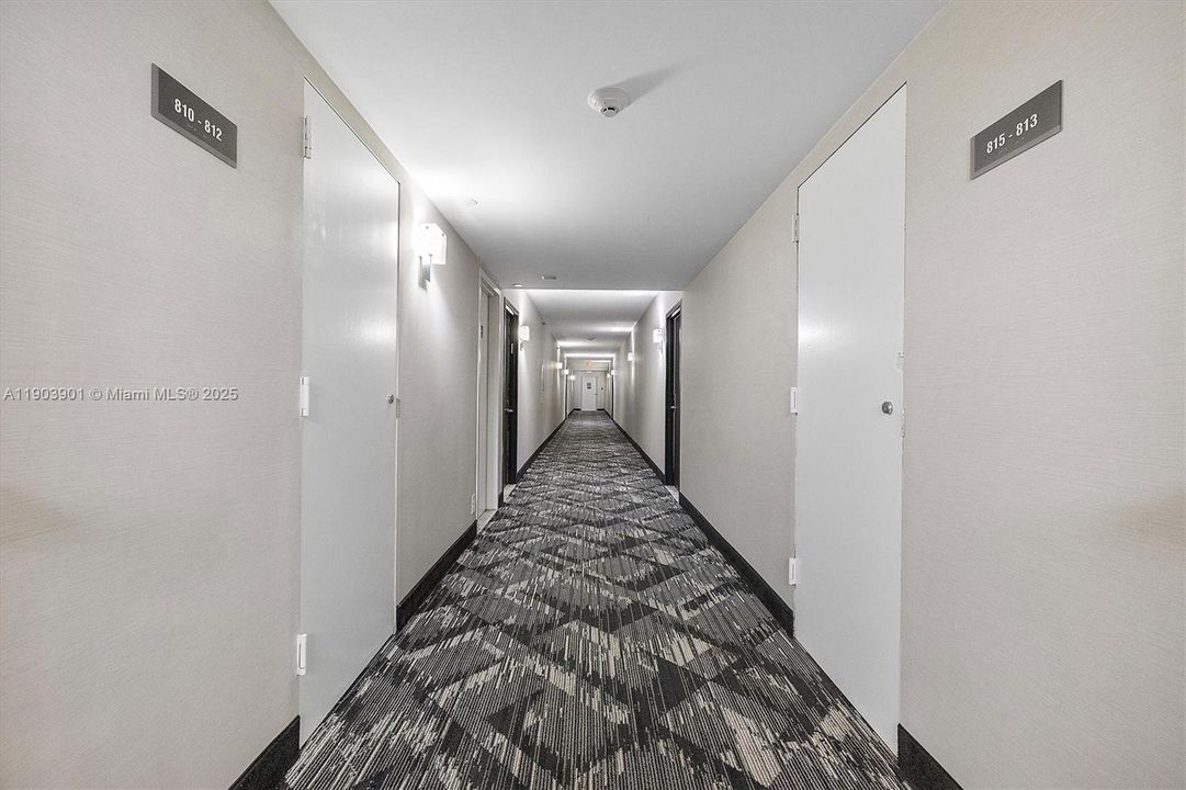 Recently Rented: $3,000 (2 beds, 2 baths, 1181 Square Feet)