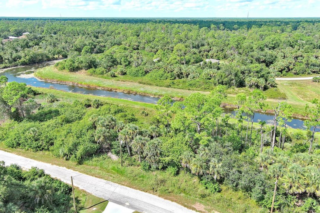 For Sale: $19,000 (0.25 acres)