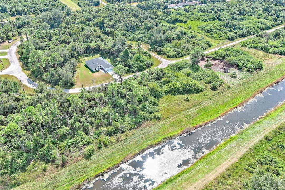 For Sale: $19,000 (0.25 acres)