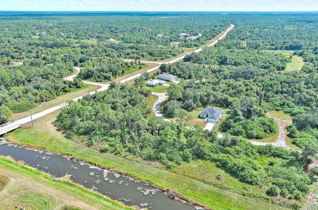 For Sale: $19,000 (0.25 acres)