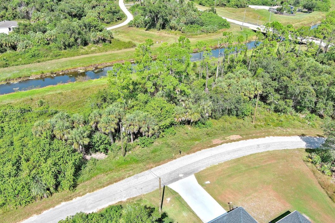 For Sale: $19,000 (0.25 acres)