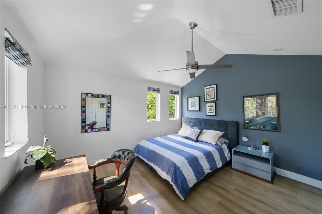 Recently Rented: $18,500 (4 beds, 3 baths, 2912 Square Feet)