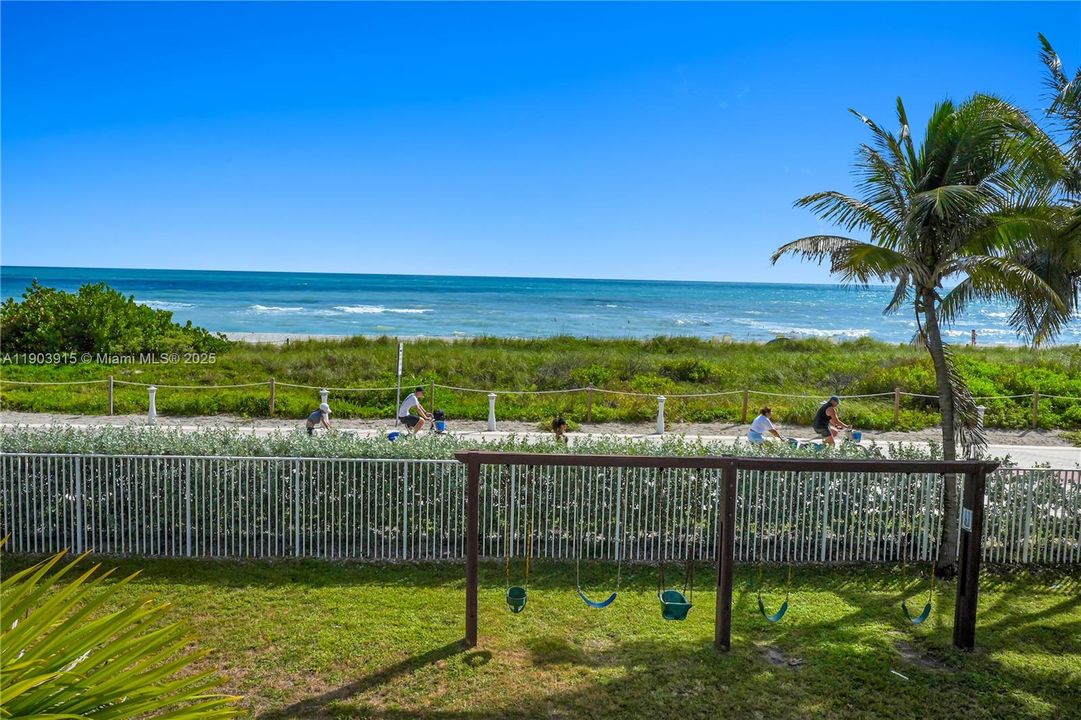 Recently Rented: $3,500 (1 beds, 1 baths, 927 Square Feet)