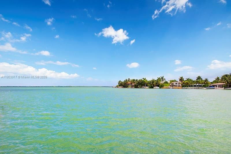 For Rent: $40,000 (4 beds, 3 baths, 3733 Square Feet)