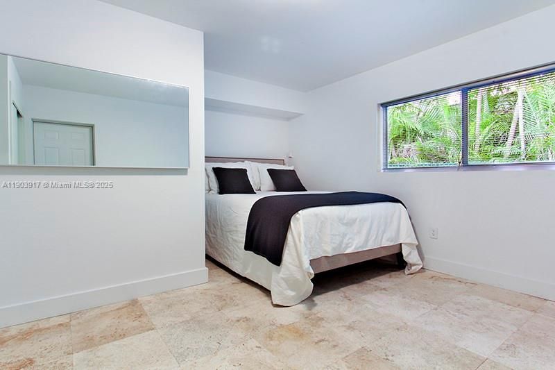 For Rent: $40,000 (4 beds, 3 baths, 3733 Square Feet)