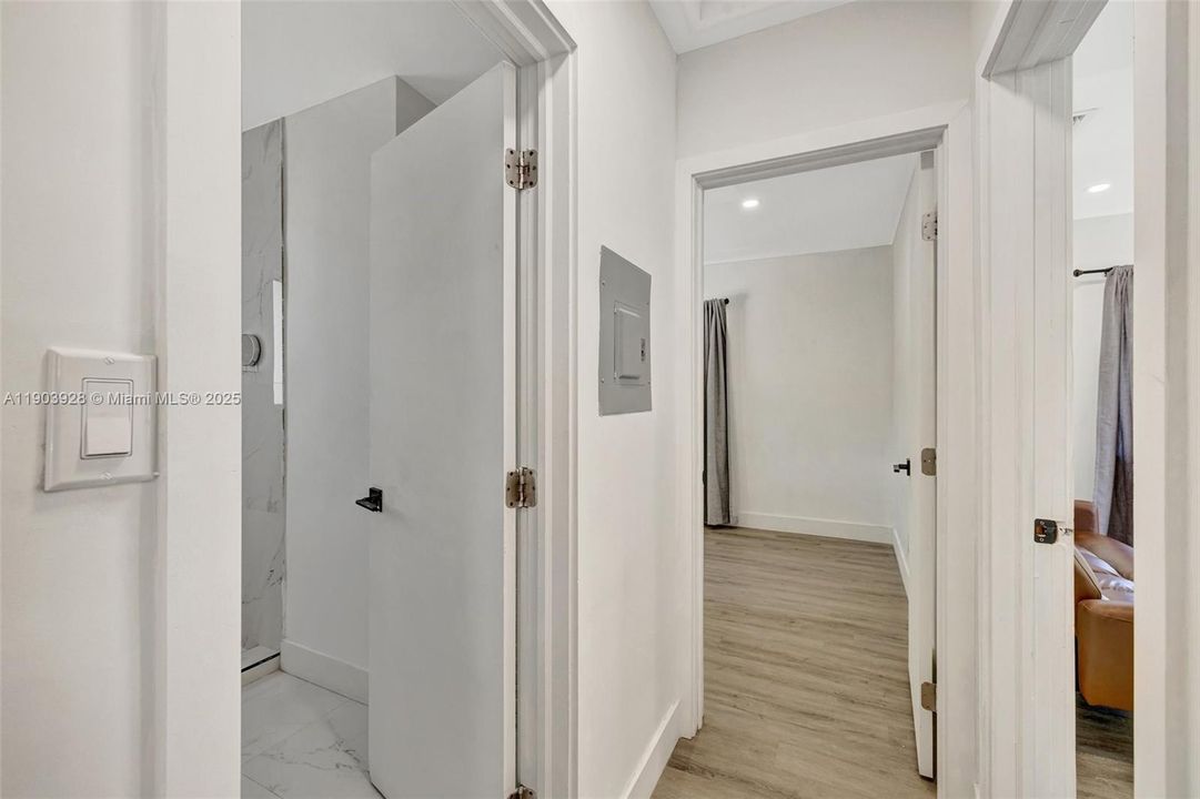 For Rent: $3,450 (3 beds, 2 baths, 1195 Square Feet)