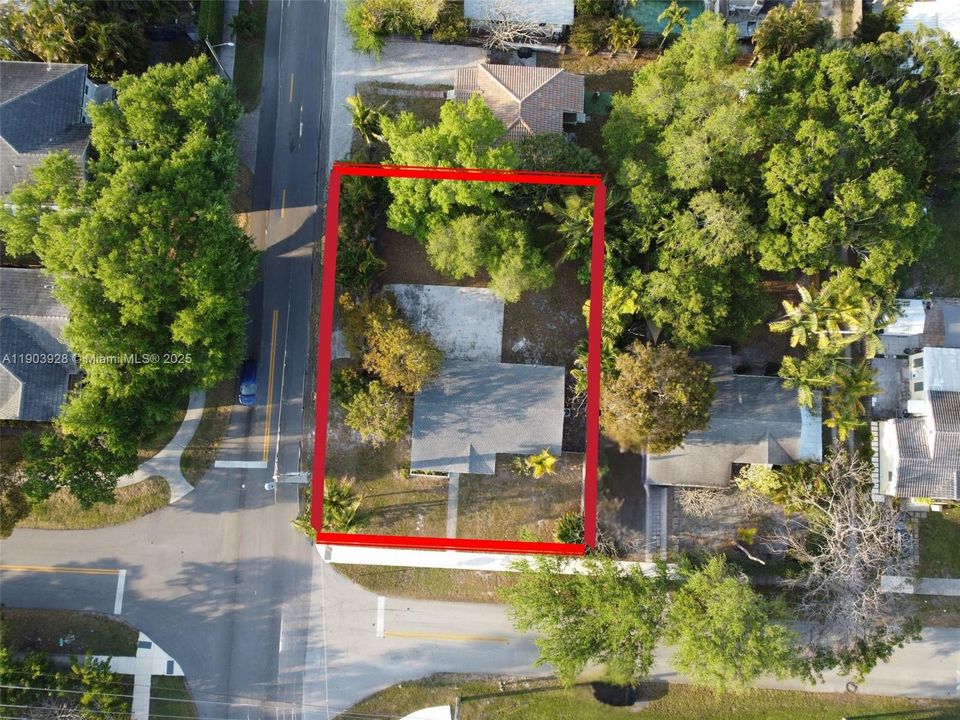 For Rent: $3,450 (3 beds, 2 baths, 1195 Square Feet)