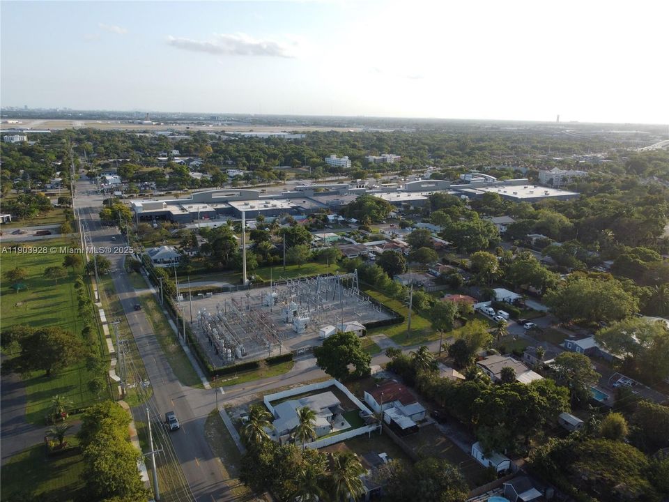 For Rent: $3,450 (3 beds, 2 baths, 1195 Square Feet)