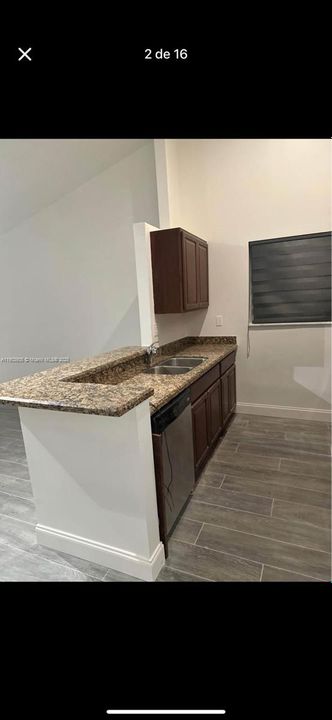 En Venta: $339,900 (2 camas, 2 baños, 935 Pies cuadrados)