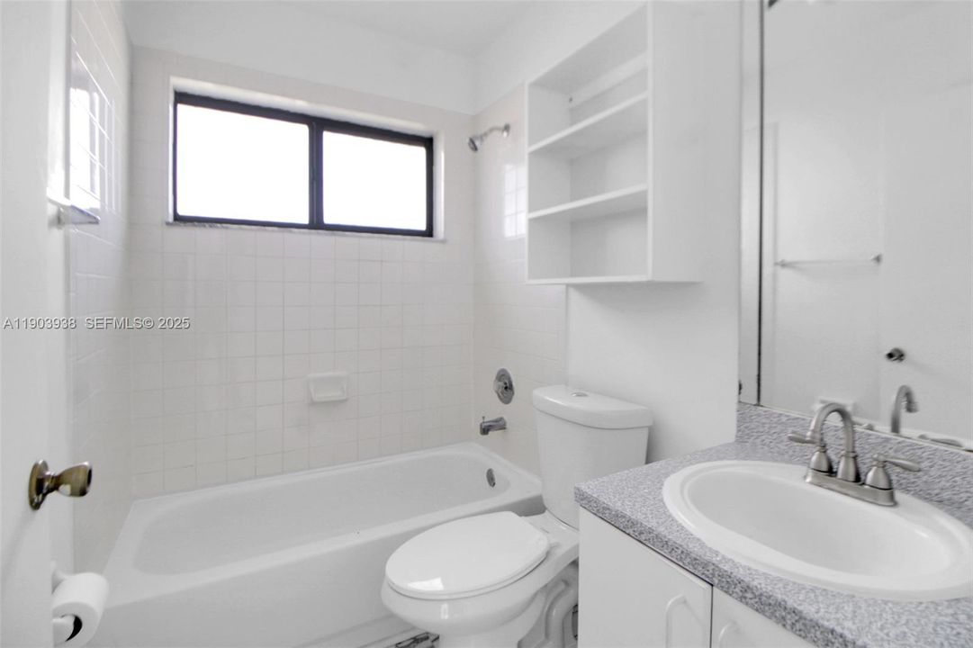 For Sale: $544,900 (3 beds, 2 baths, 1294 Square Feet)