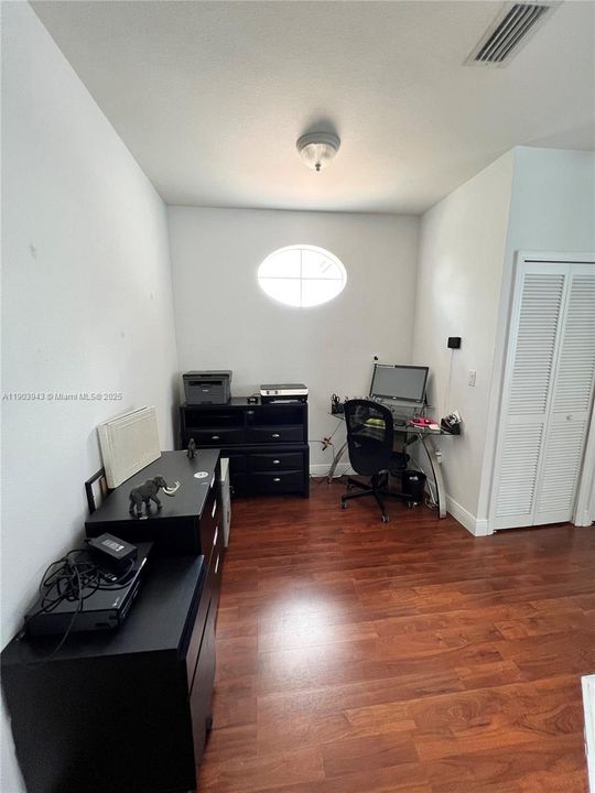 Active With Contract: $5,500 (4 beds, 4 baths, 3053 Square Feet)