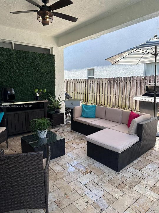 Active With Contract: $5,500 (4 beds, 4 baths, 3053 Square Feet)