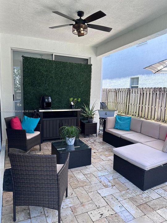 Active With Contract: $5,500 (4 beds, 4 baths, 3053 Square Feet)