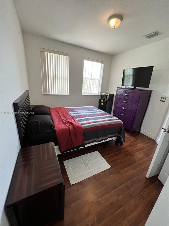 Active With Contract: $5,500 (4 beds, 4 baths, 3053 Square Feet)