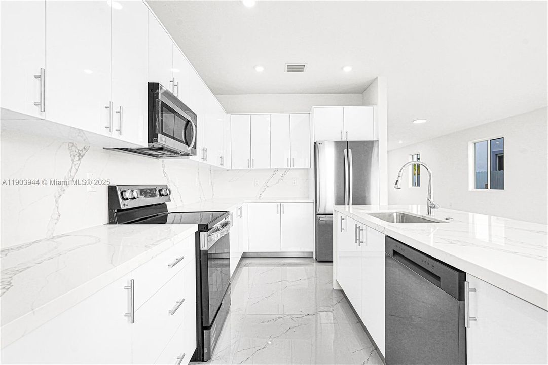 En Renta: $4,540 (5 camas, 4 baños, 0 Pies cuadrados)