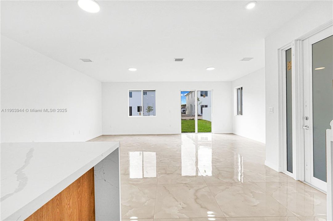 En Renta: $4,540 (5 camas, 4 baños, 0 Pies cuadrados)