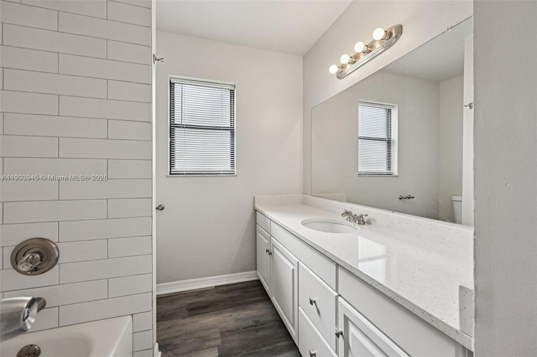 待售: $349,900 (3 贝兹, 2 浴室, 1762 平方英尺)