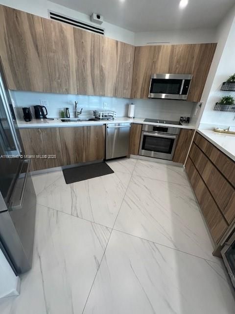 For Sale: $1,450,000 (3 beds, 3 baths, 2360 Square Feet)