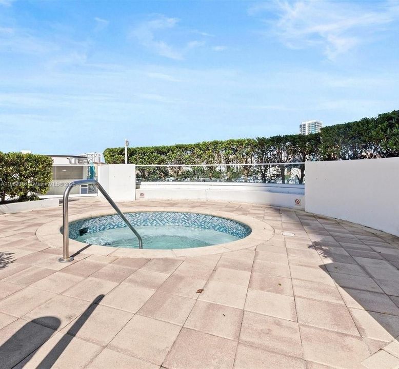 For Sale: $1,450,000 (3 beds, 3 baths, 2360 Square Feet)