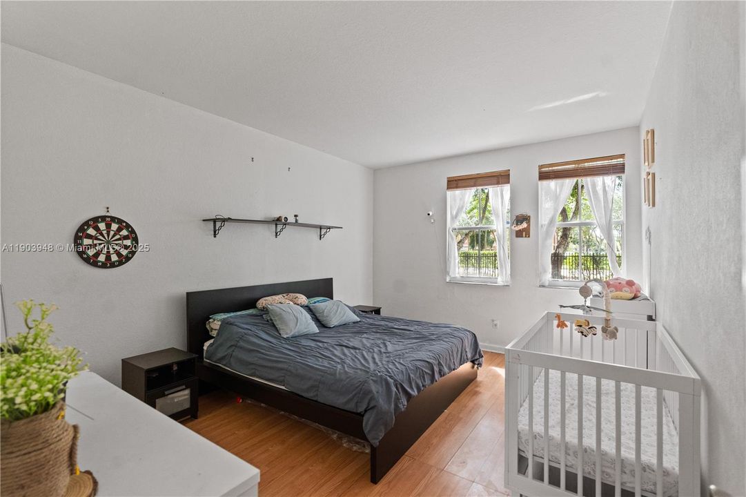 For Sale: $377,000 (3 beds, 2 baths, 1340 Square Feet)