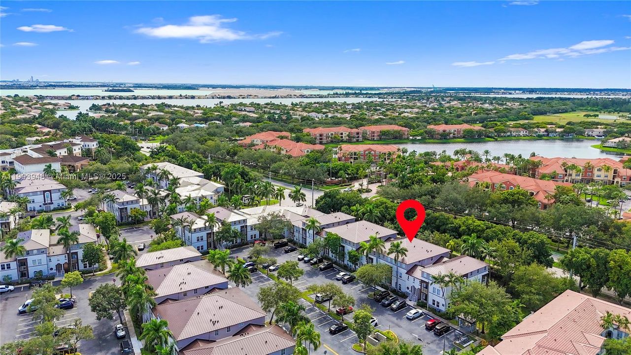 For Sale: $377,000 (3 beds, 2 baths, 1340 Square Feet)