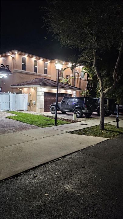 На продажу: $1,100,000 (4 спален, 3 ванн, 3267 Квадратных фут)