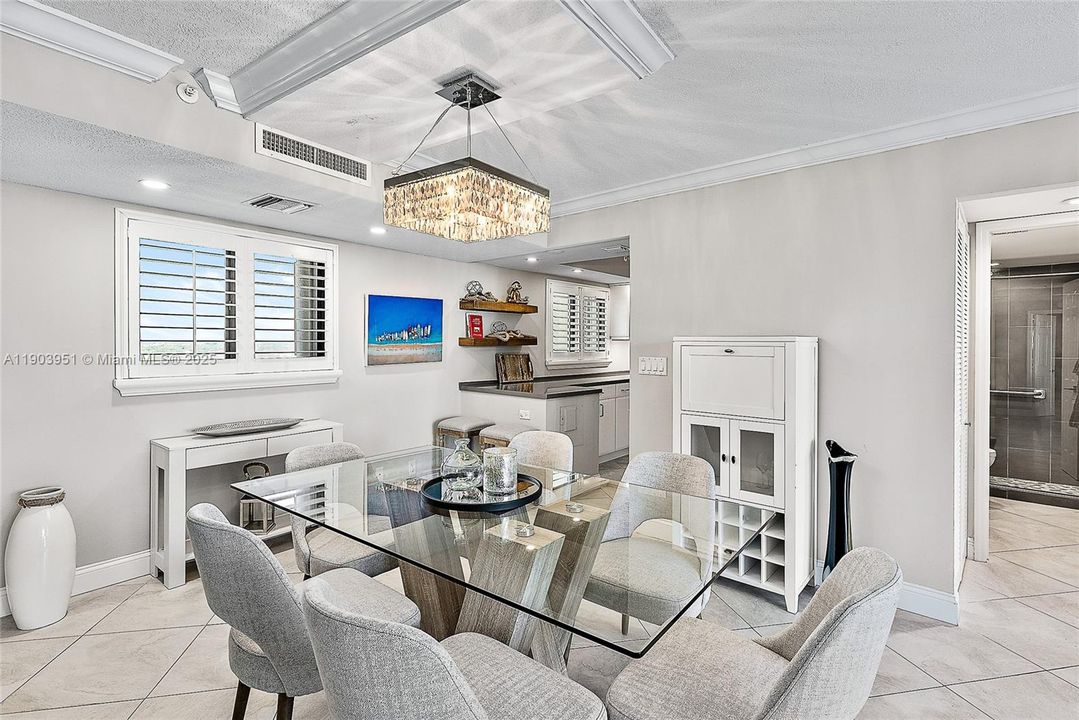 Active With Contract: $650,000 (2 beds, 2 baths, 1170 Square Feet)