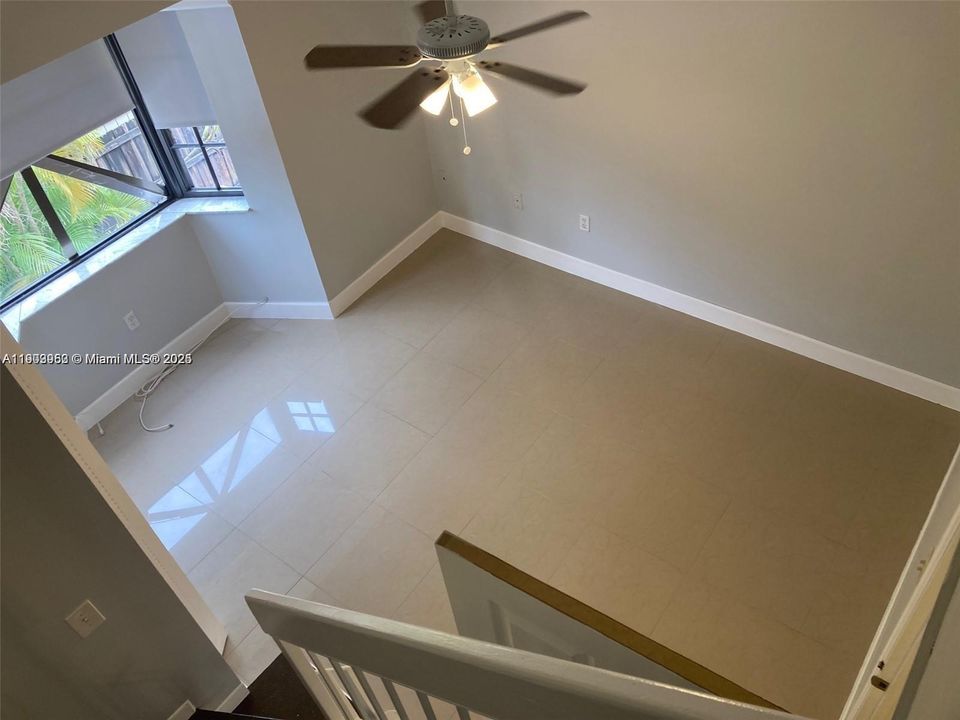 最近租的: $2,000 (1 贝兹, 1 浴室, 624 平方英尺)