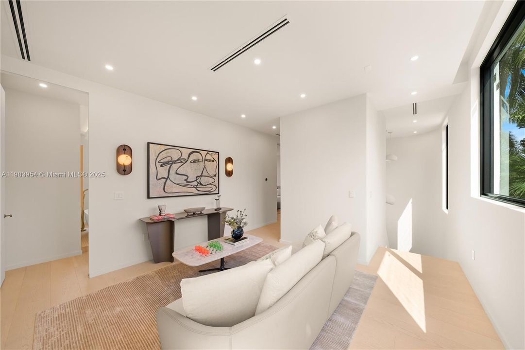 For Sale: $26,500,000 (8 beds, 8 baths, 7428 Square Feet)