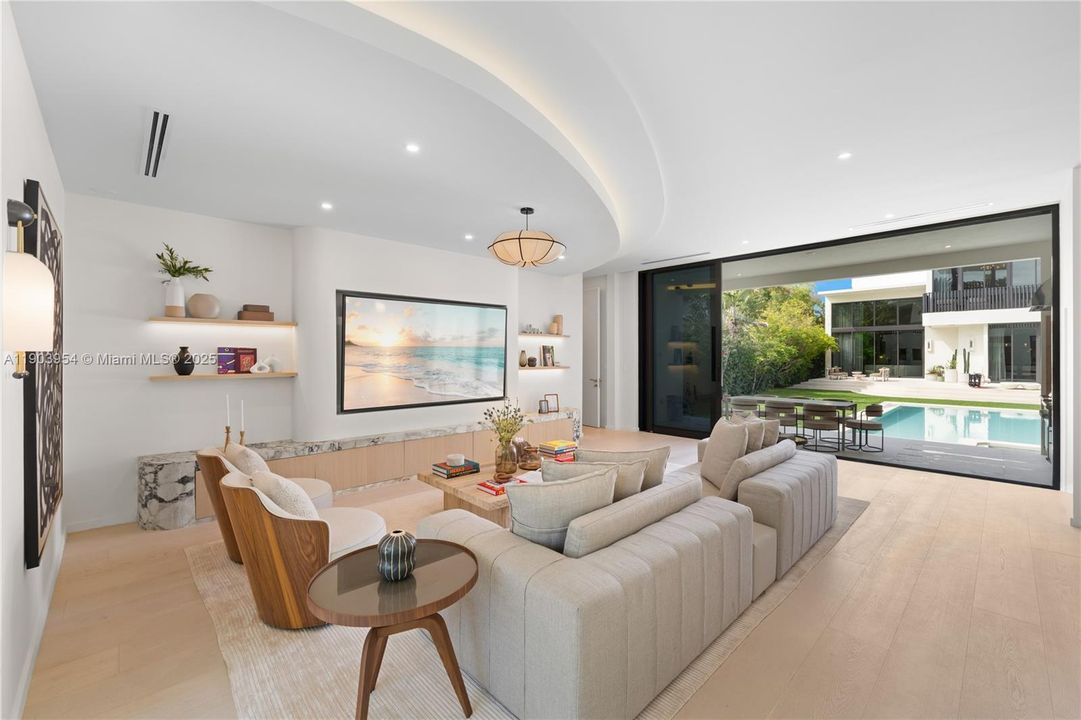 For Sale: $26,500,000 (8 beds, 8 baths, 7428 Square Feet)