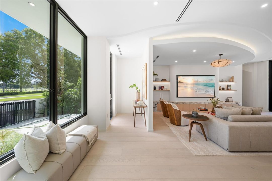 For Sale: $26,500,000 (8 beds, 8 baths, 7428 Square Feet)