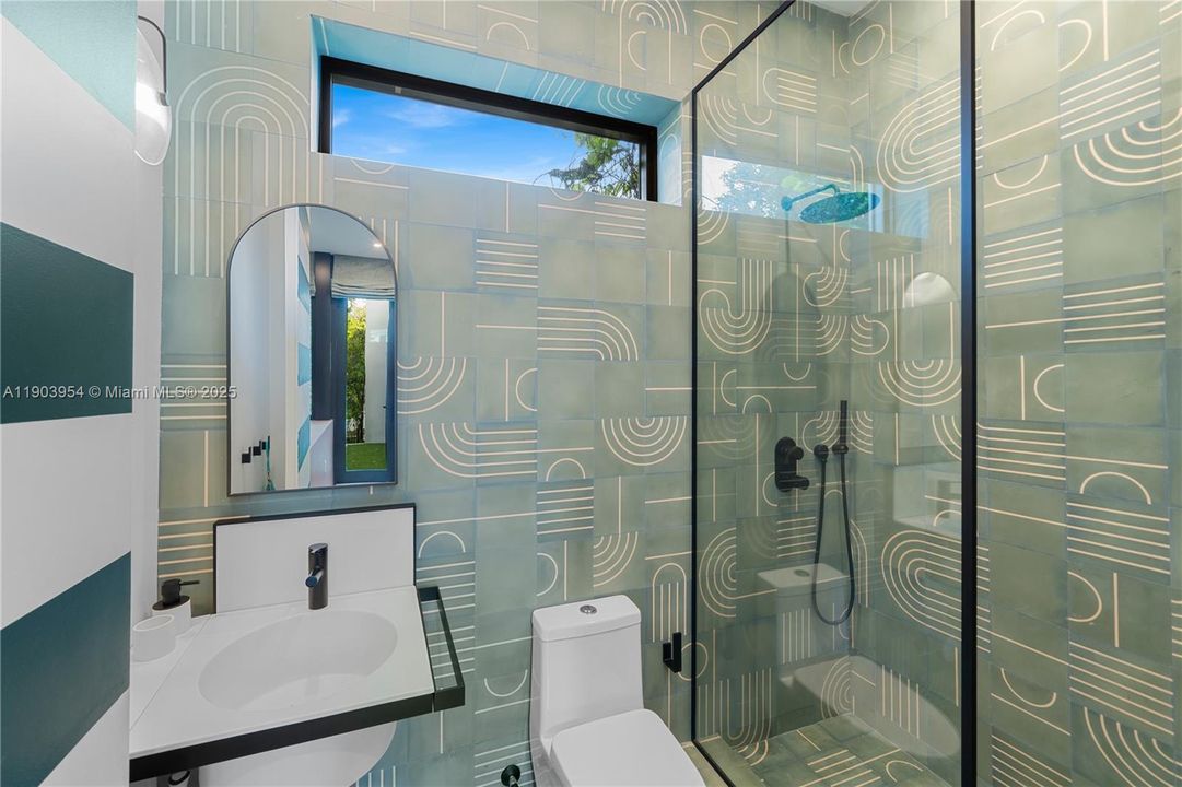 For Sale: $26,500,000 (8 beds, 8 baths, 7428 Square Feet)