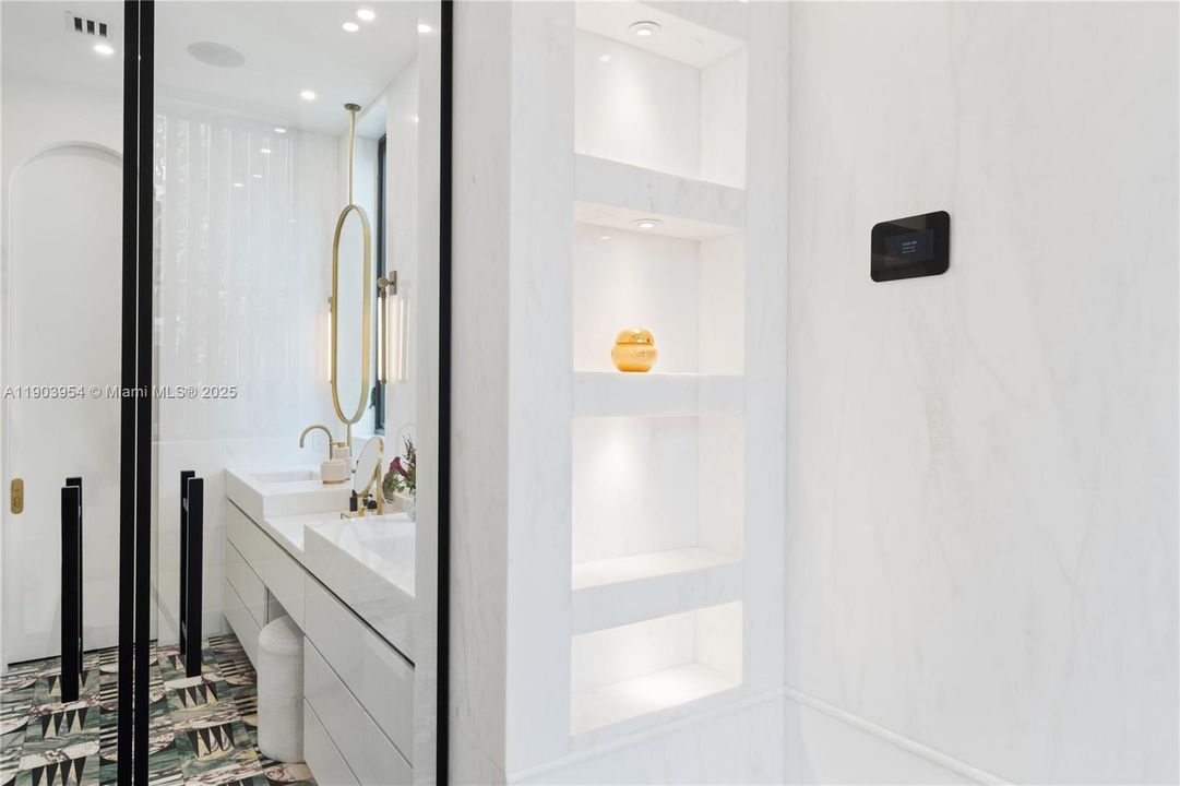 For Sale: $26,500,000 (8 beds, 8 baths, 7428 Square Feet)