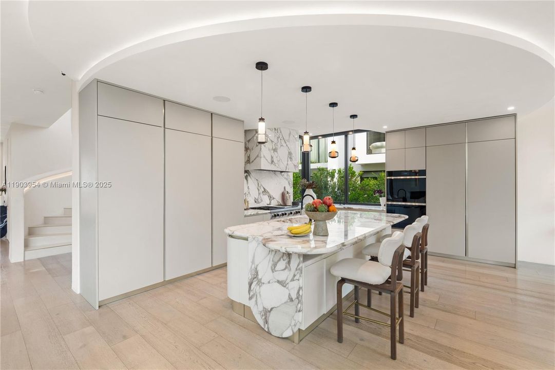 For Sale: $26,500,000 (8 beds, 8 baths, 7428 Square Feet)