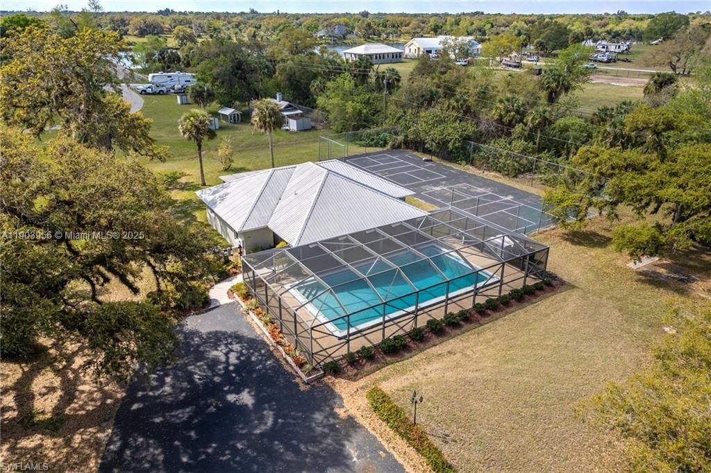 En Venta: $749,900 (3 camas, 3 baños, 0 Pies cuadrados)