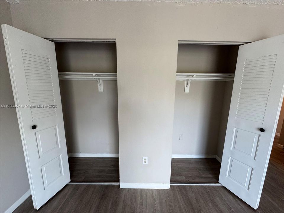 最近租的: $1,800 (1 贝兹, 1 浴室, 850 平方英尺)