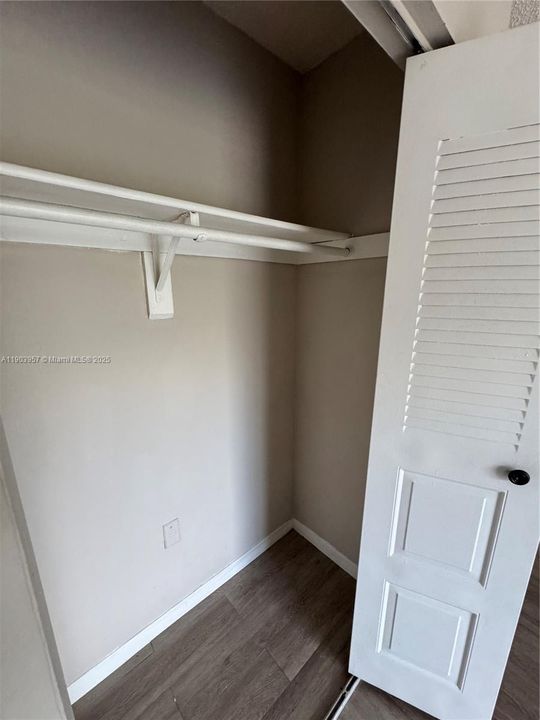 最近租的: $1,800 (1 贝兹, 1 浴室, 850 平方英尺)