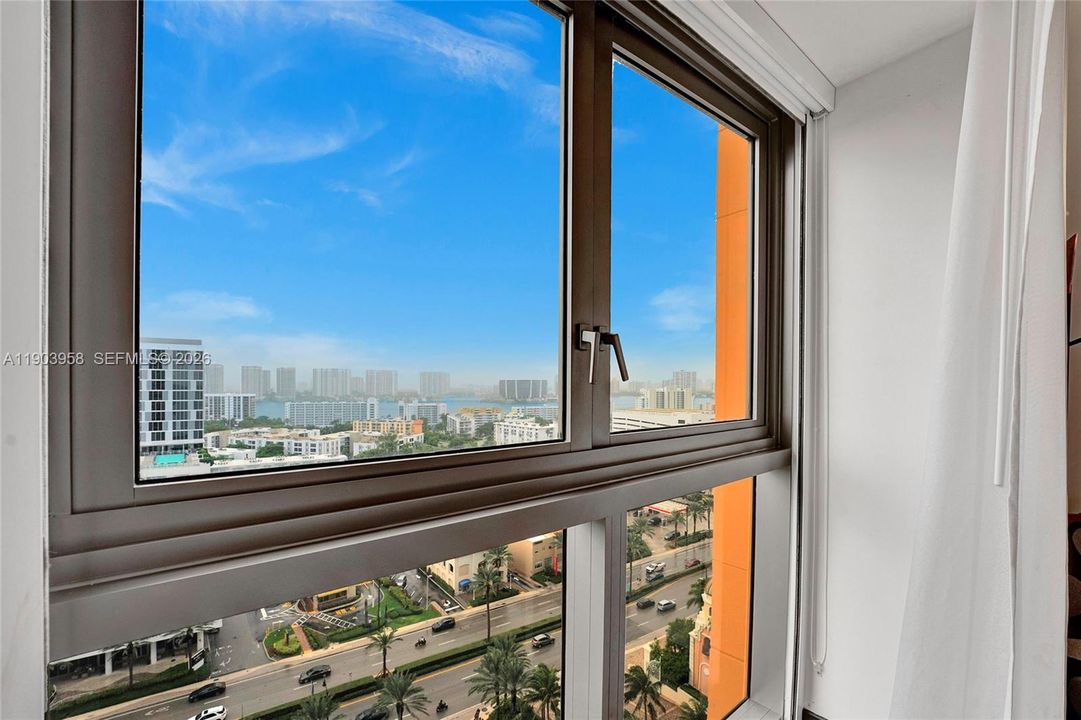 En Renta: $37,900 (4 camas, 6 baños, 4609 Pies cuadrados)