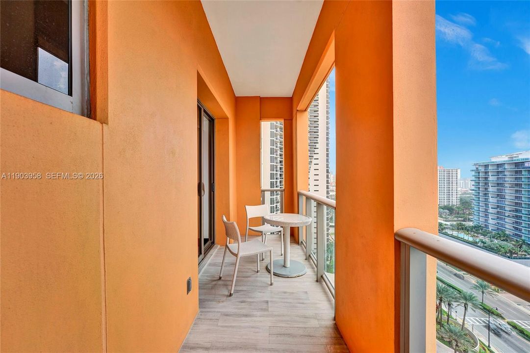 En Renta: $37,900 (4 camas, 6 baños, 4609 Pies cuadrados)