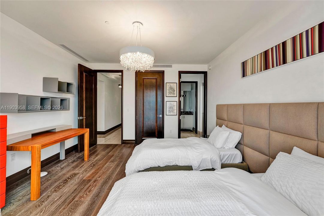 En Renta: $37,900 (4 camas, 6 baños, 4609 Pies cuadrados)