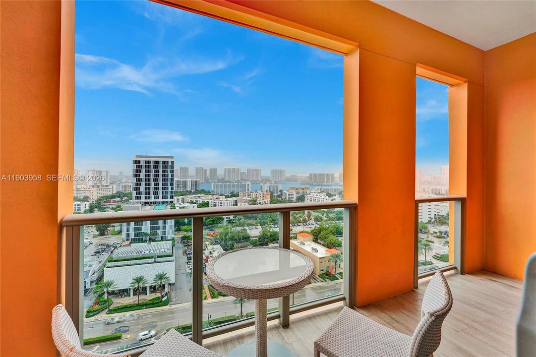 En Renta: $37,900 (4 camas, 6 baños, 4609 Pies cuadrados)