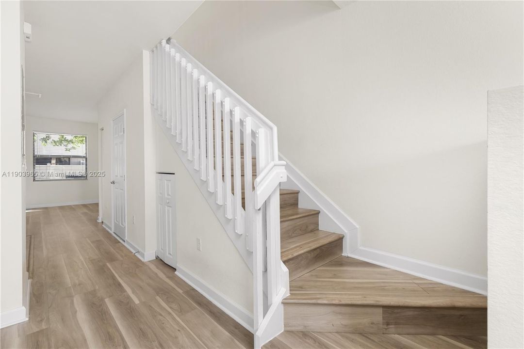 For Sale: $469,000 (3 beds, 2 baths, 1545 Square Feet)